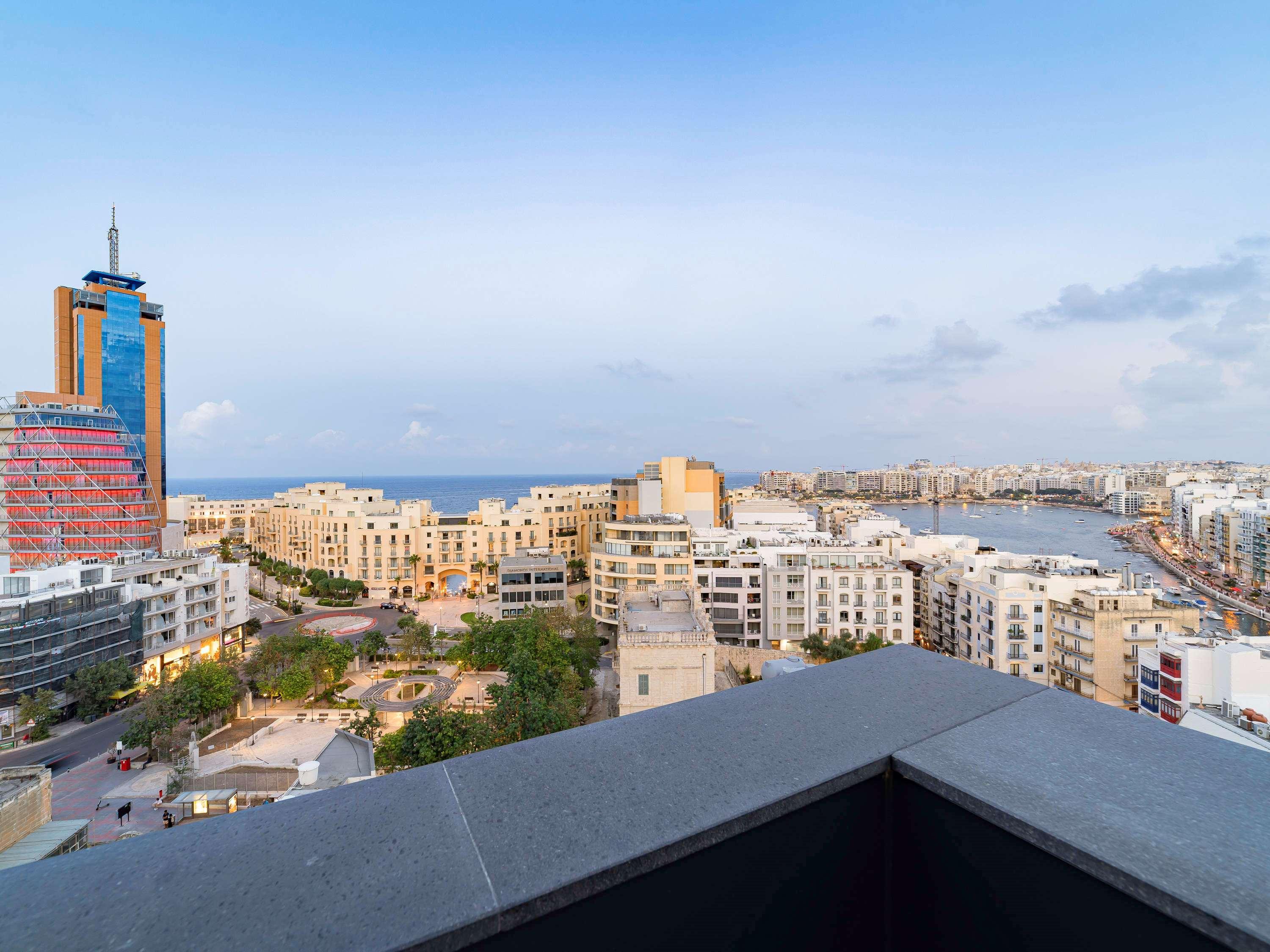 Mercure St. Julian'S Malta エクステリア 写真